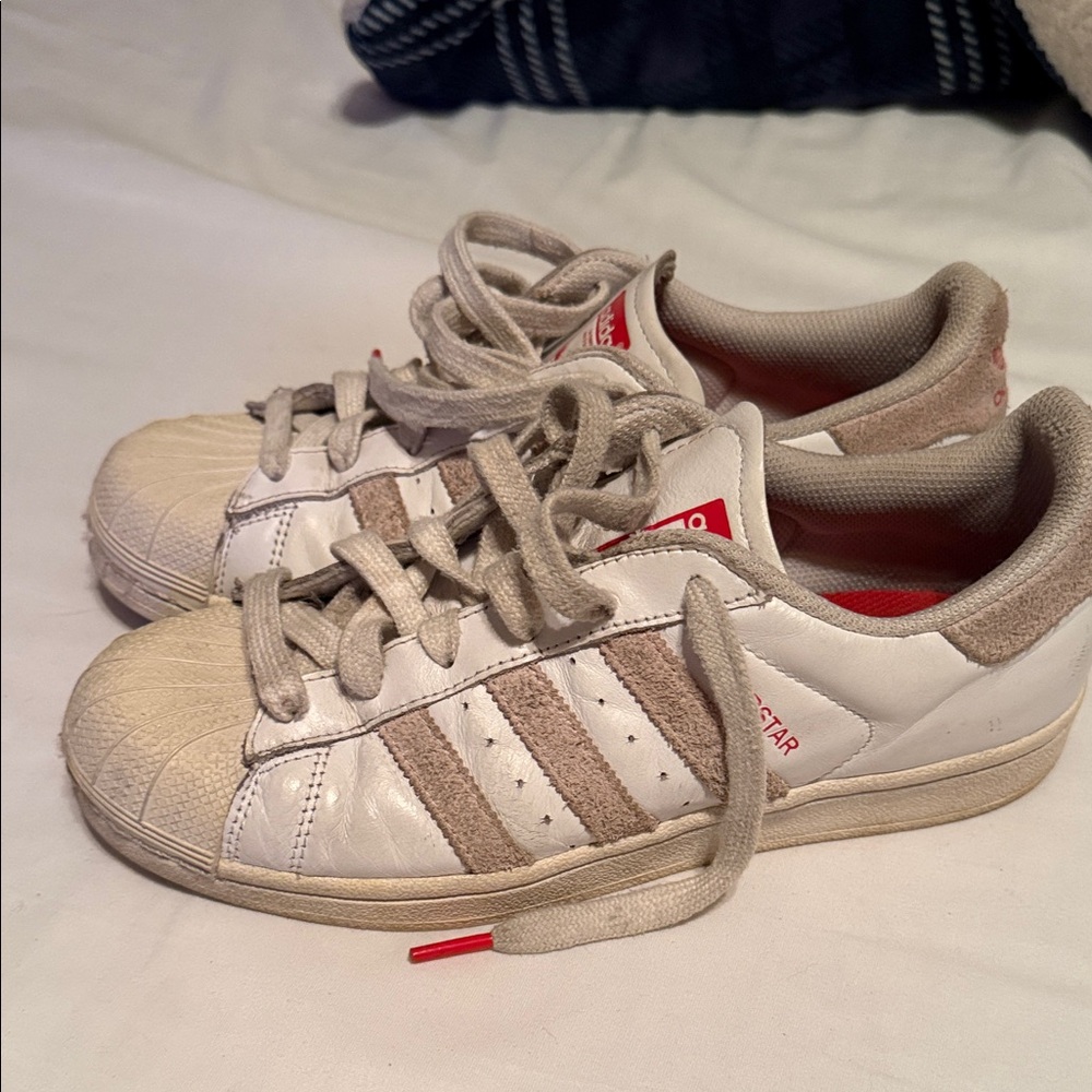 Women’s White and Tanish Red adidas superstars